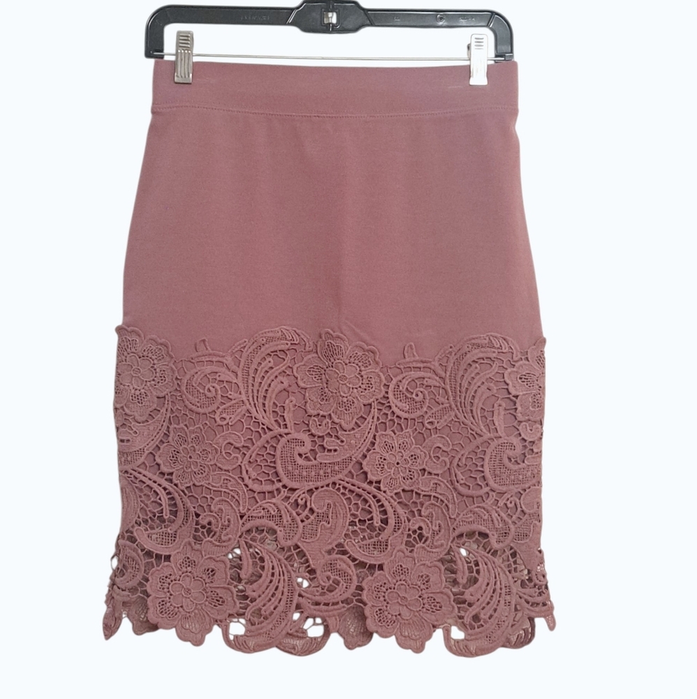 Haute Monde Elegant Lace Trim Pink Skirt Women's Size M Stretch Pull On